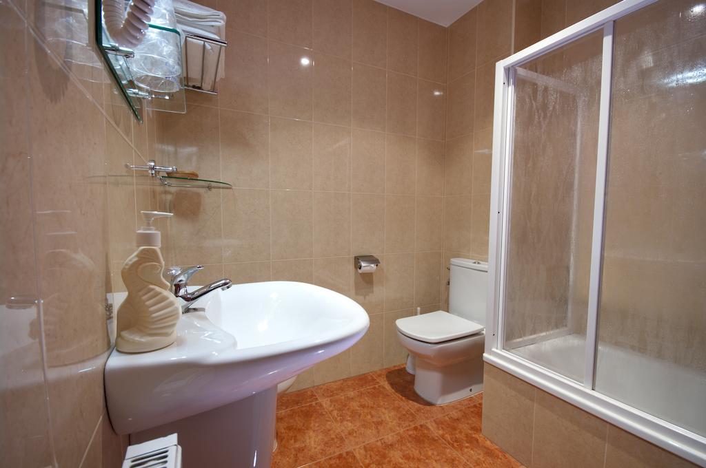 U-Hotel Dario ลูโก ห้อง รูปภาพ