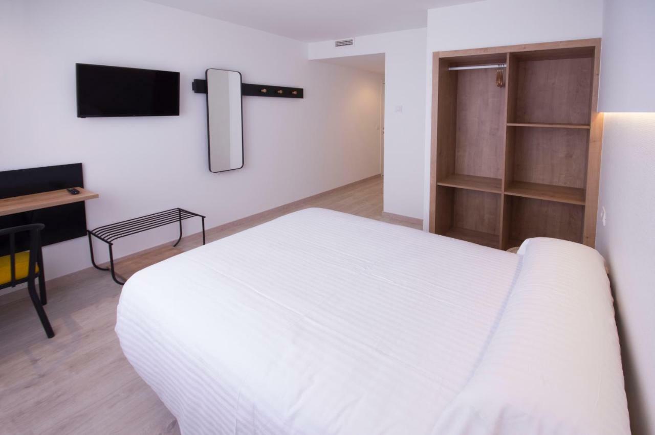 U-Hotel Dario ลูโก ภายนอก รูปภาพ